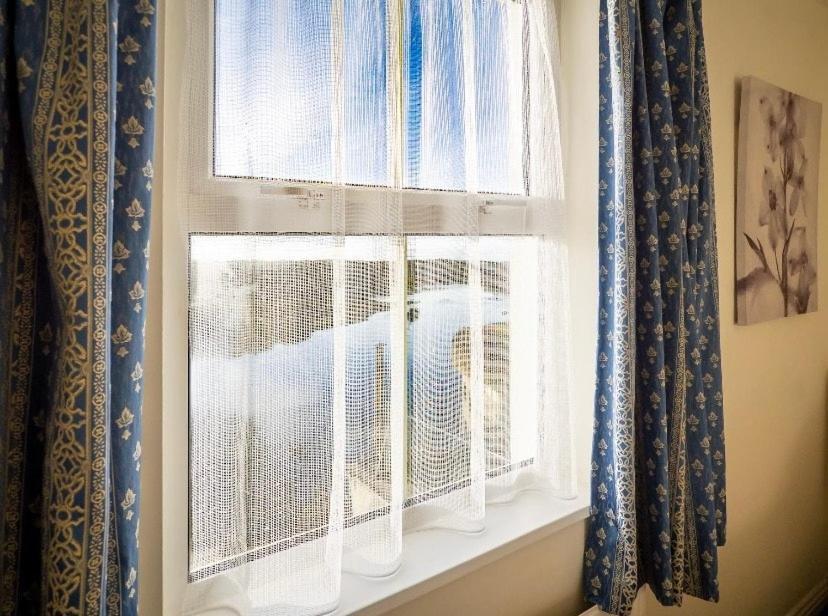 White Heather House Clifden Town Square エクステリア 写真